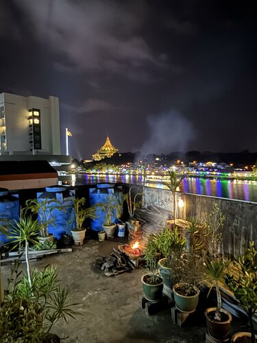Гостиница Woodpecker Lodge Kuching в Кучинге