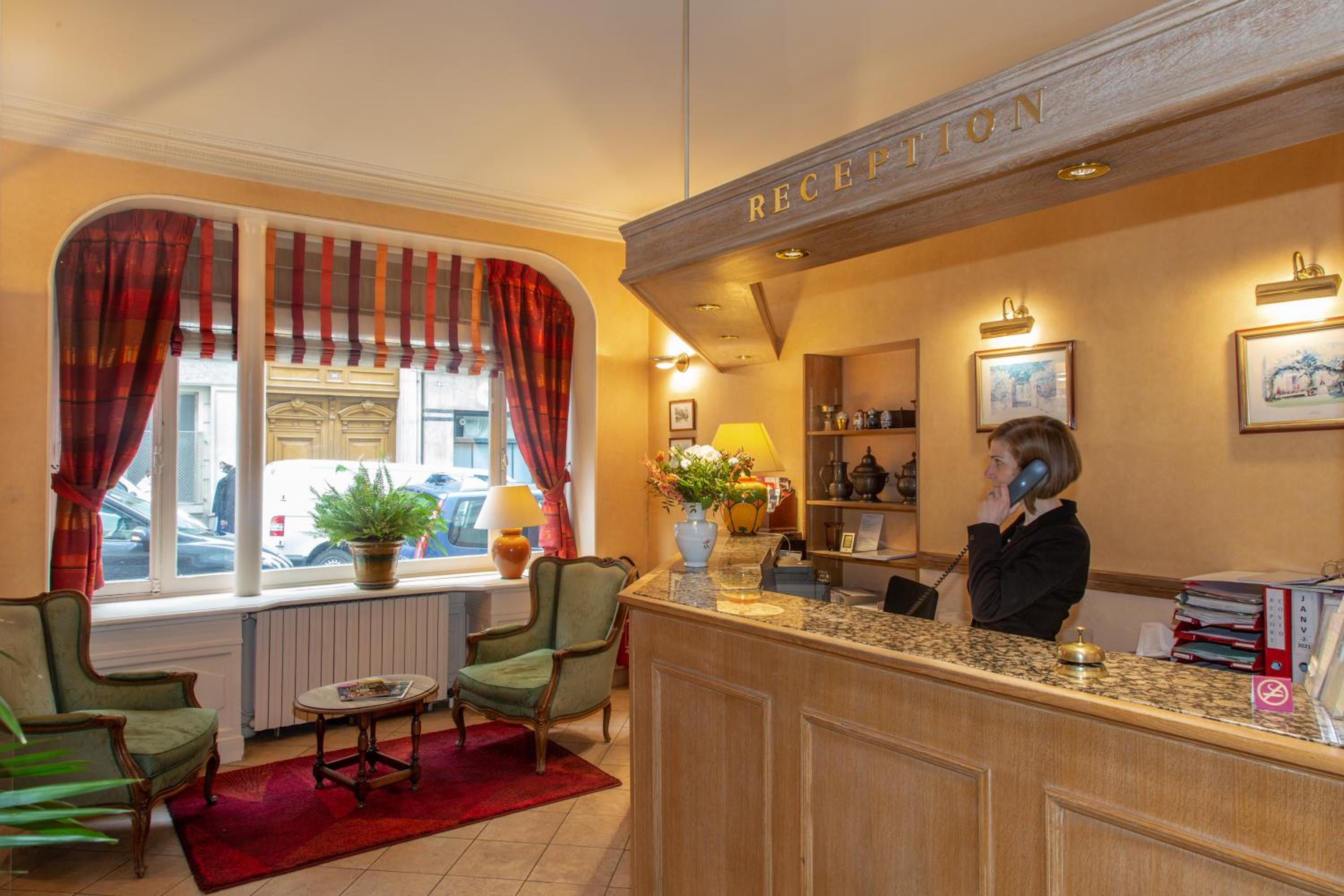 Фото Hôtel Du Pré