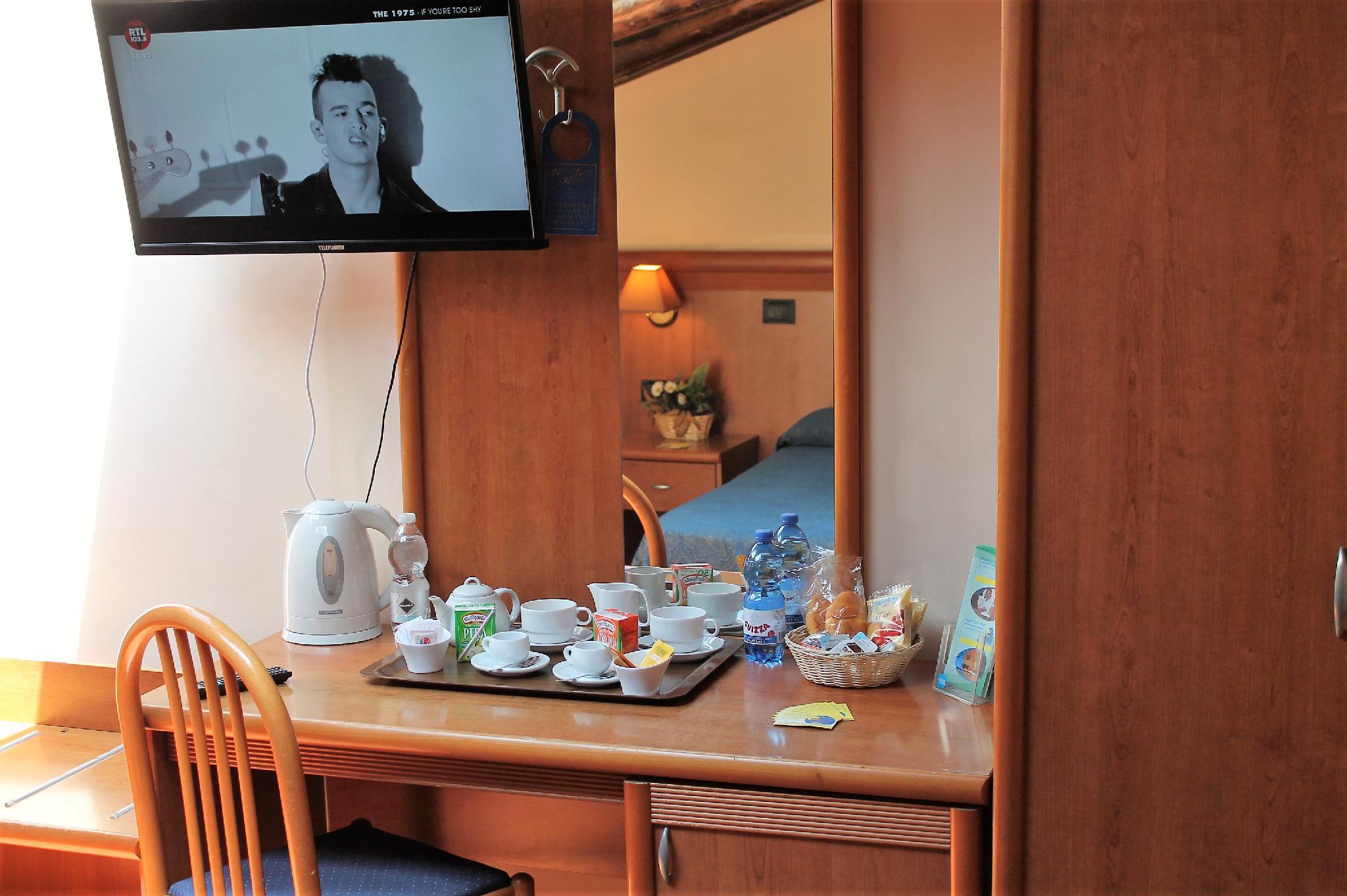 Фото Nights In Rome Hotel