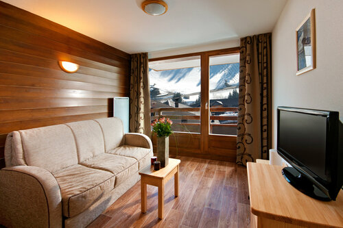 Гостиница Résidence Lagrange Vacances Les Chalets du Mont Blanc