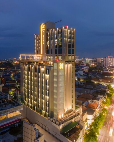 Гостиница Platinum Hotel Tunjungan Surabaya в Сурабае