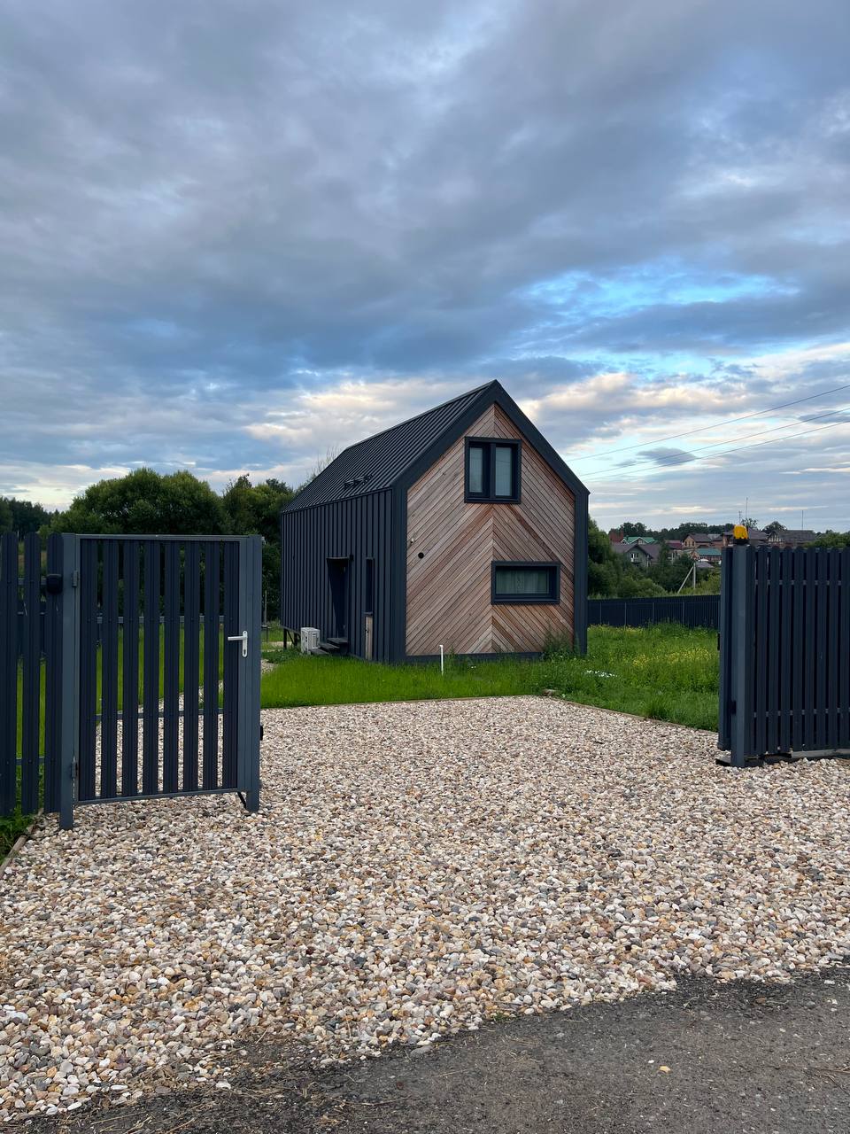 Фото Барн Hide Forest