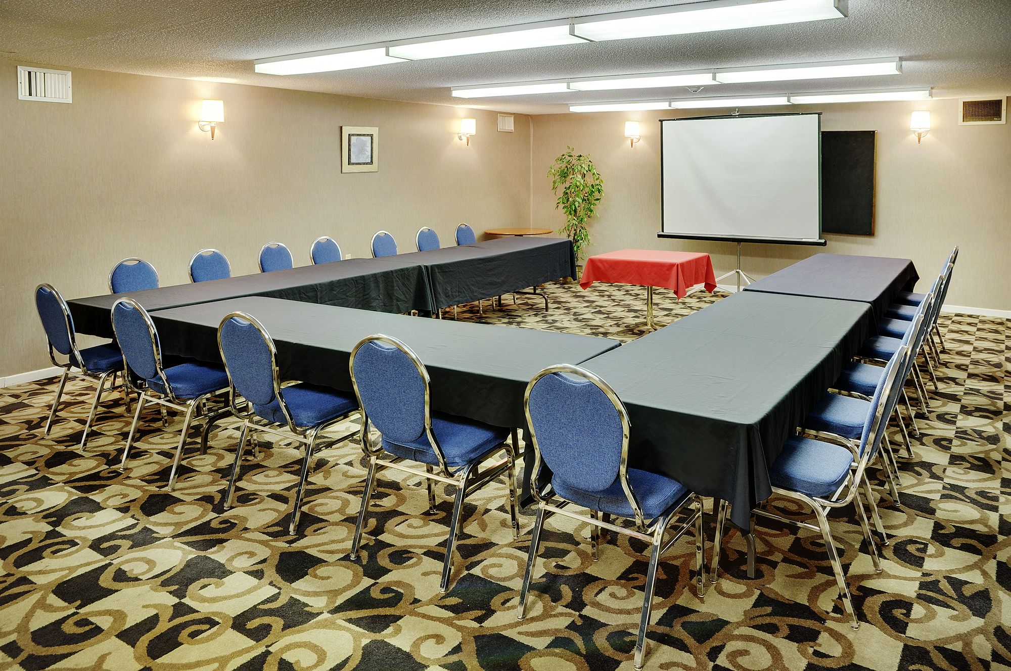 Фото Courtyard by Marriott Regina Downtown