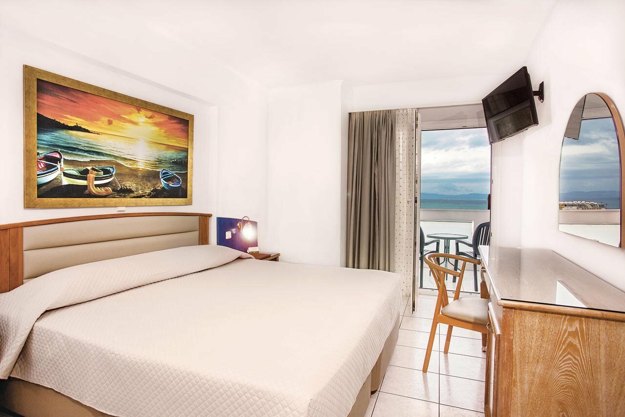 Фото Kosta Palace City Hotel