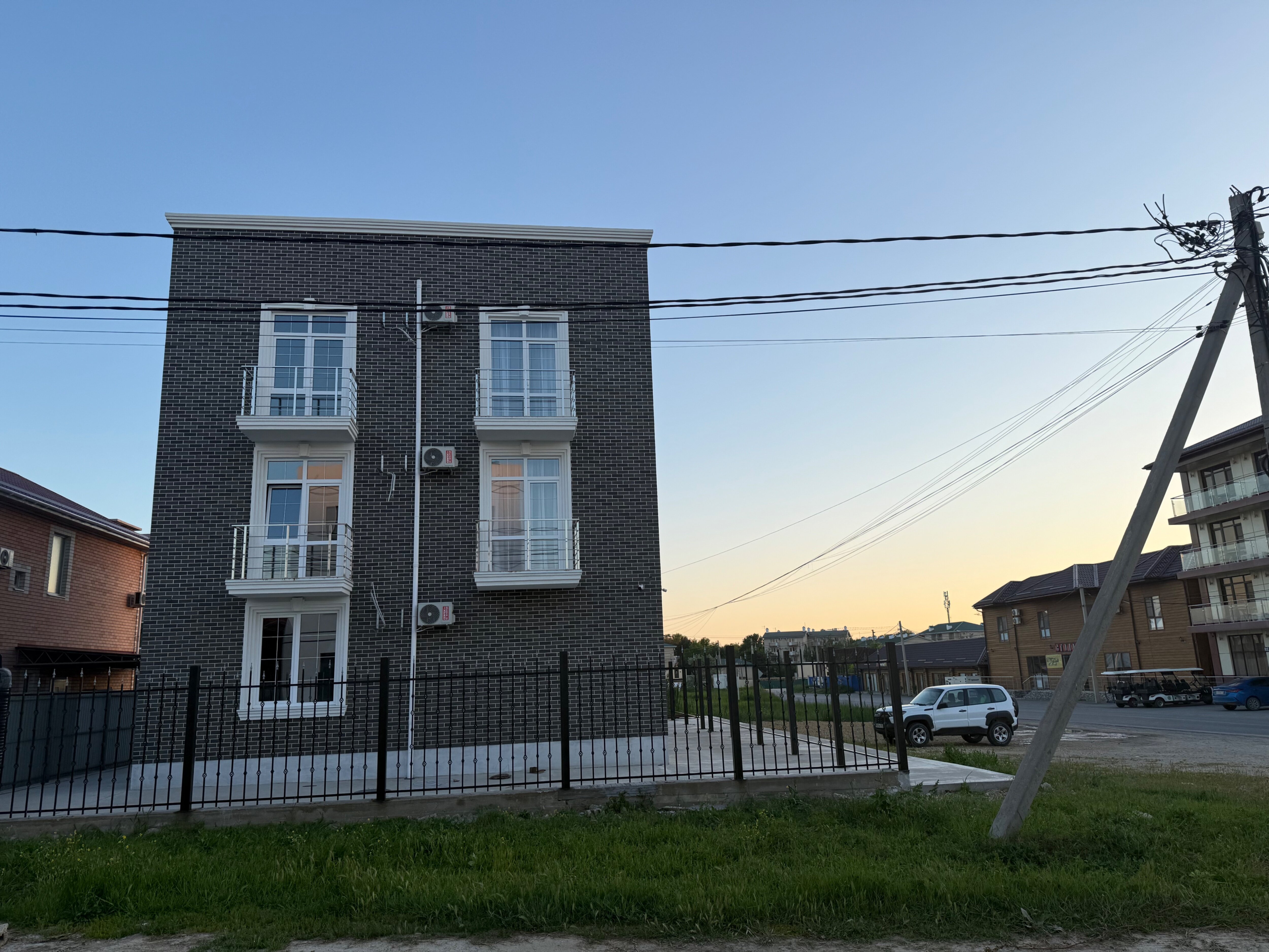 Фото отеля 2