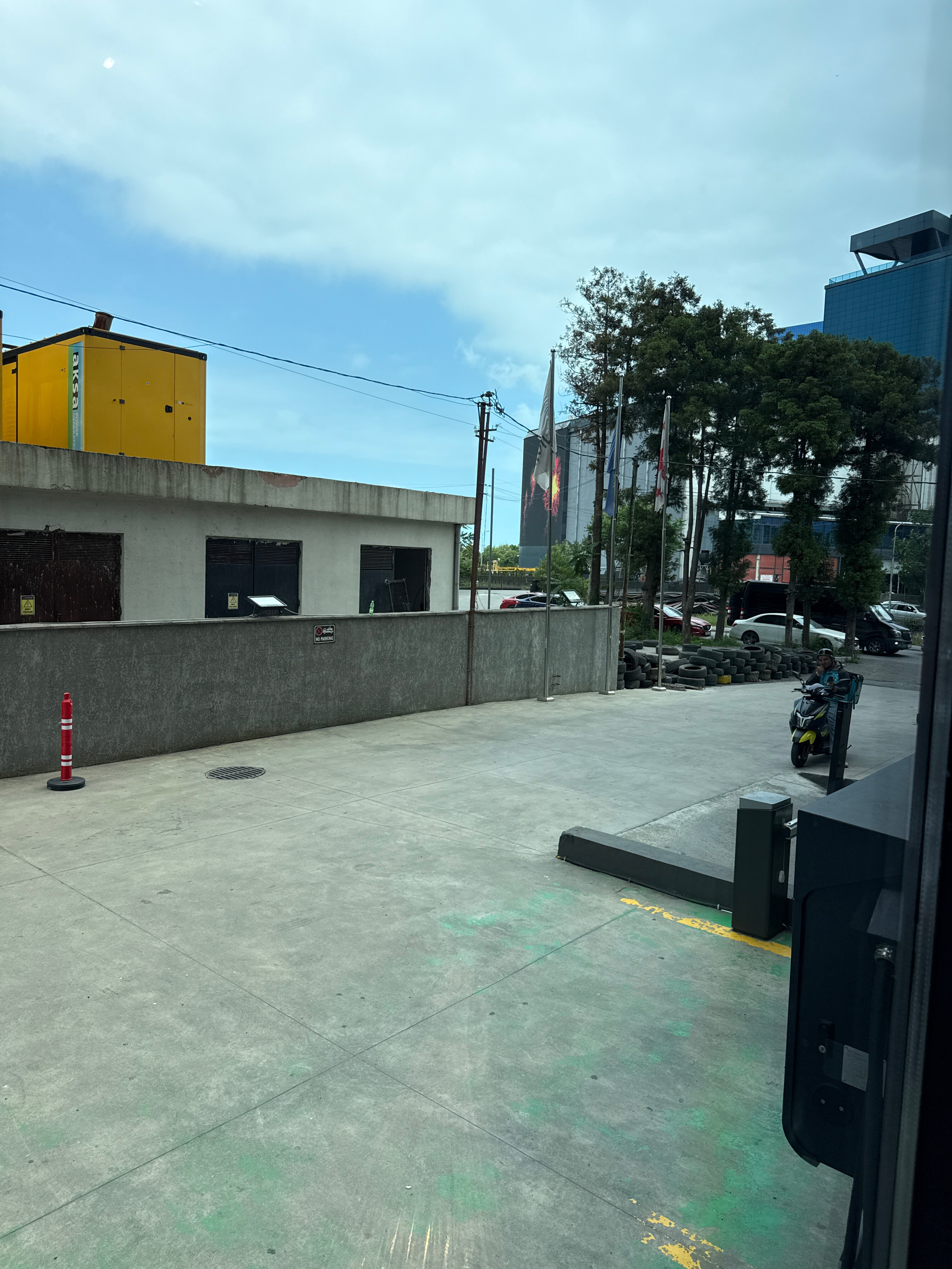 Фото Steps Batumi Hotel & Suites