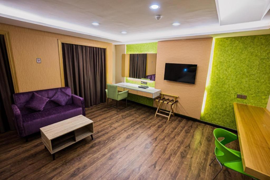 Фото Jc Mark Hotel