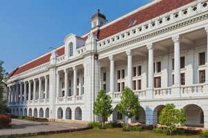Гостиница Zuri Express Mangga Dua