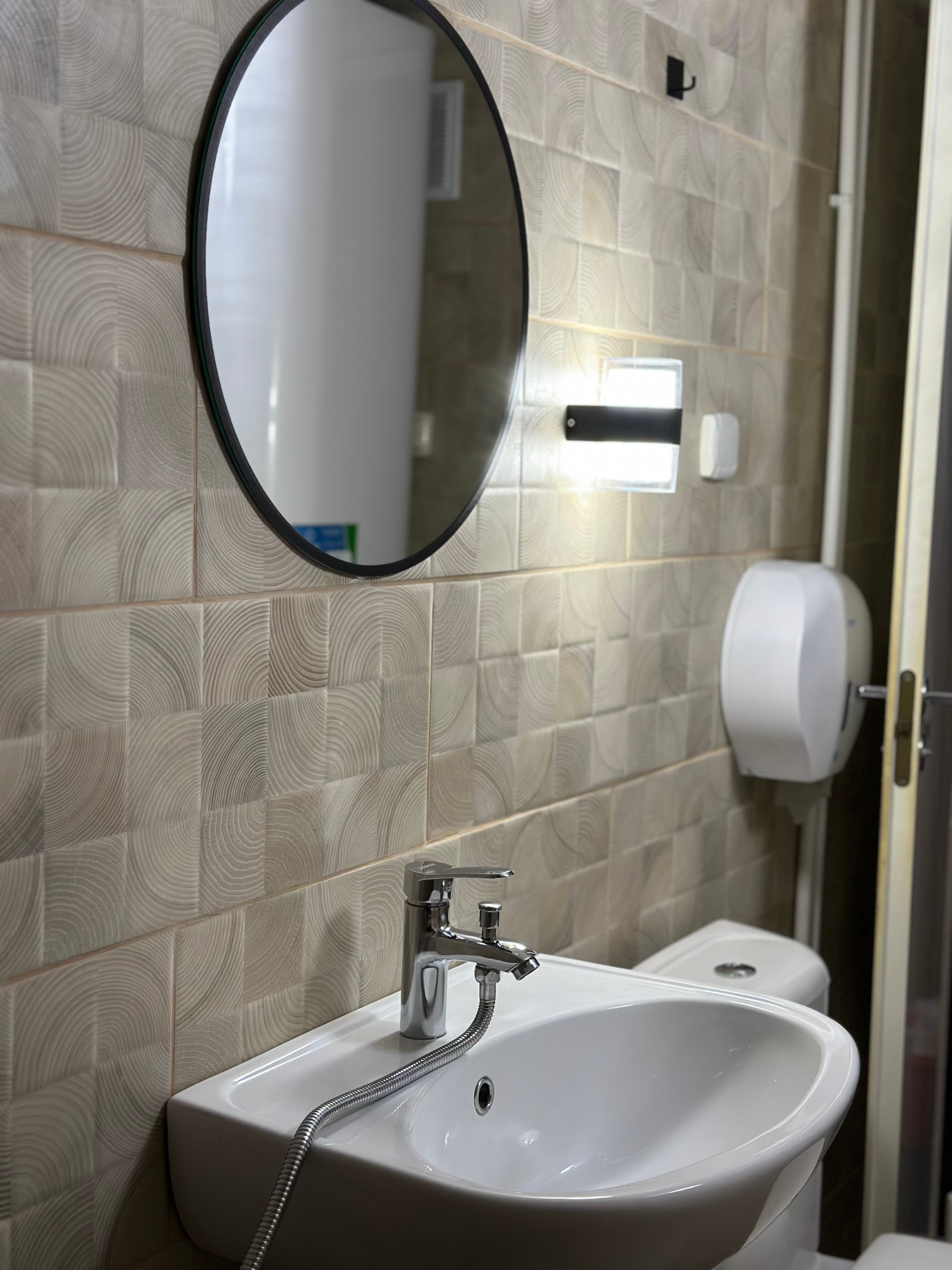 Фото Вернисаж