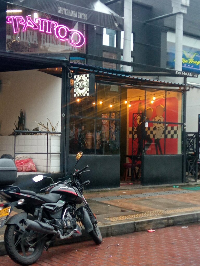 Bar, pub 2Tone, Bogota, photo