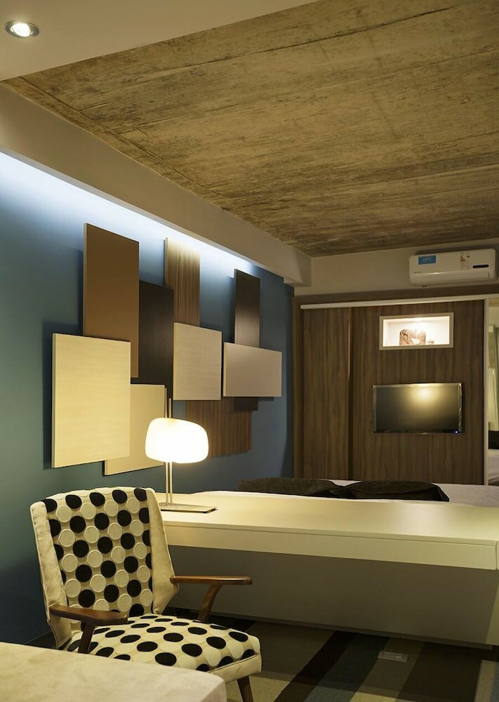 Фото Ambit Boulevard Hotel Boutique