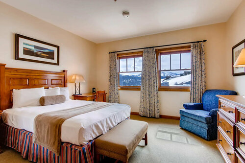 Гостиница Lodge at Mountaineer Square