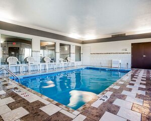 Гостиница Quality Inn & Suites Altoona - Des Moines