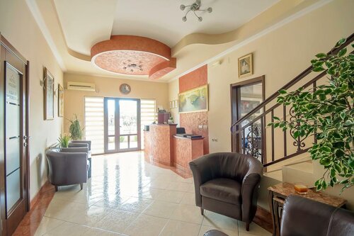 Гостиница Hotel Holiday в Подгорице