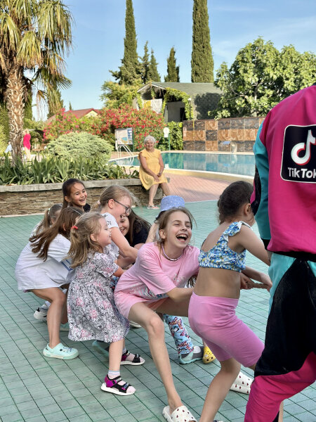 Фото Фамилия Делюкс