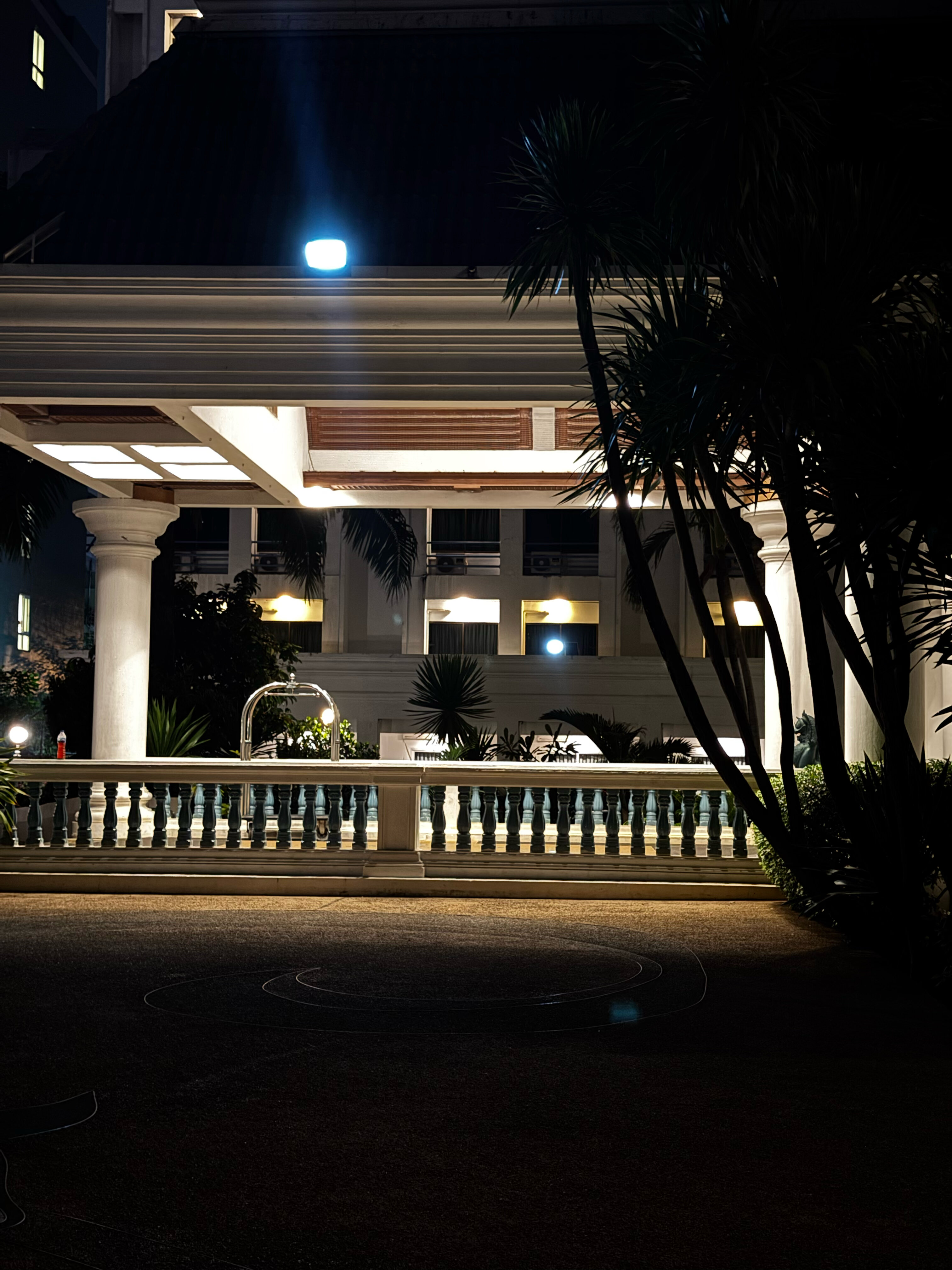 Фото The Sun Xclusive