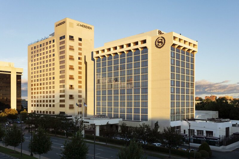 Гостиница Sheraton Charlotte Hotel в Шарлотте
