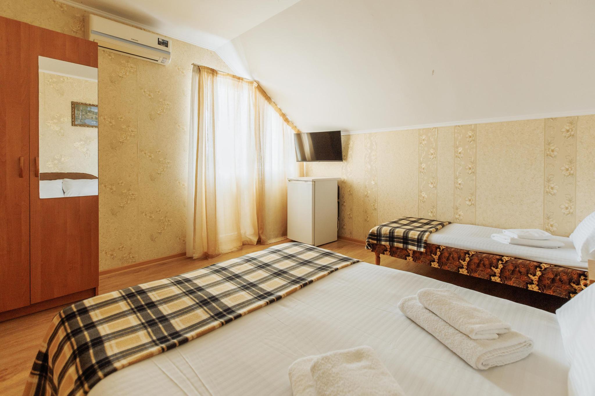 Фото Диана Аллама групп