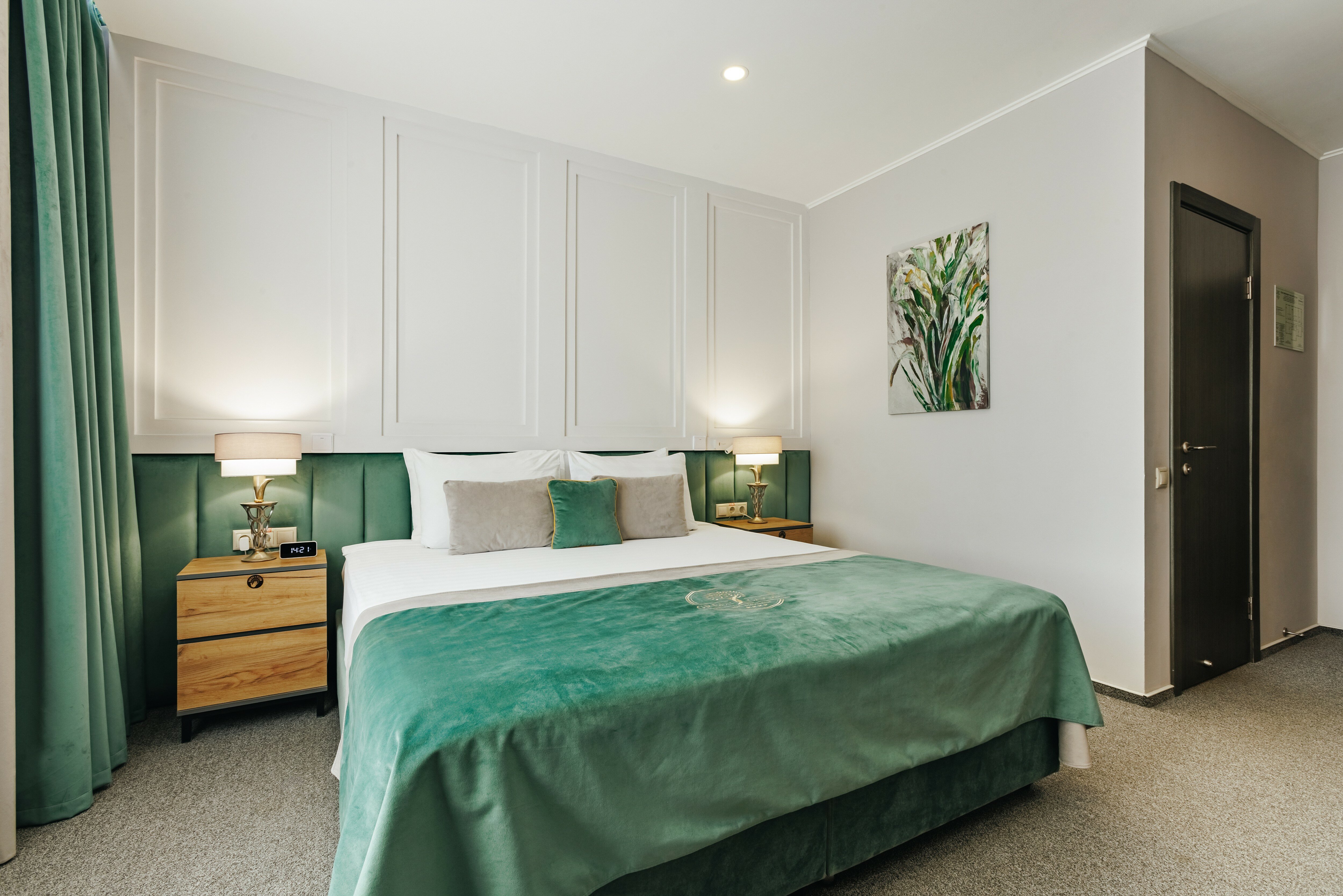 Фото Green Garden Hotel