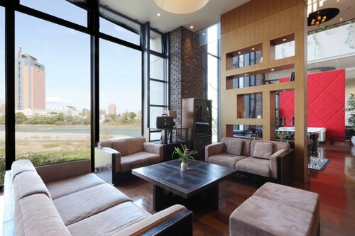 Гостиница Hotel Sanderson в Такасаки