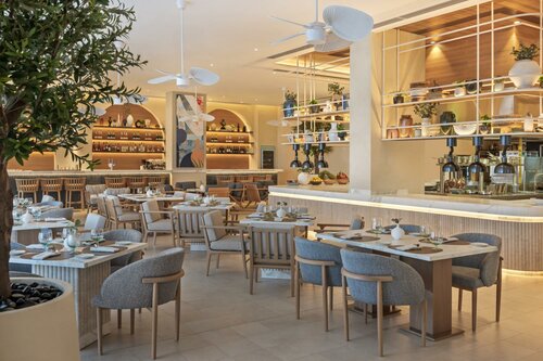 Гостиница Palace Beach Resort Fujairah в Эль-Фуджайре