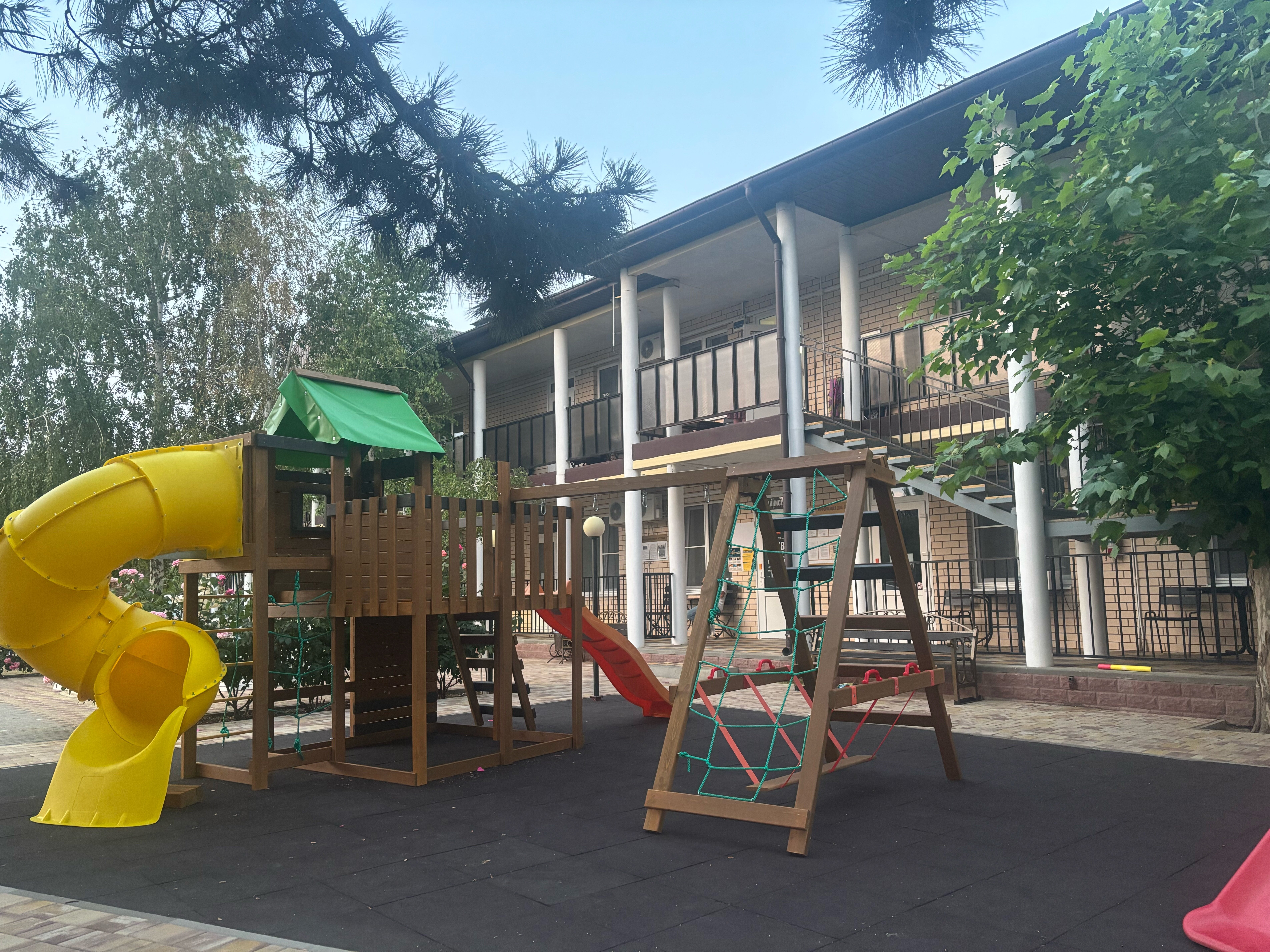 Фото отеля 4