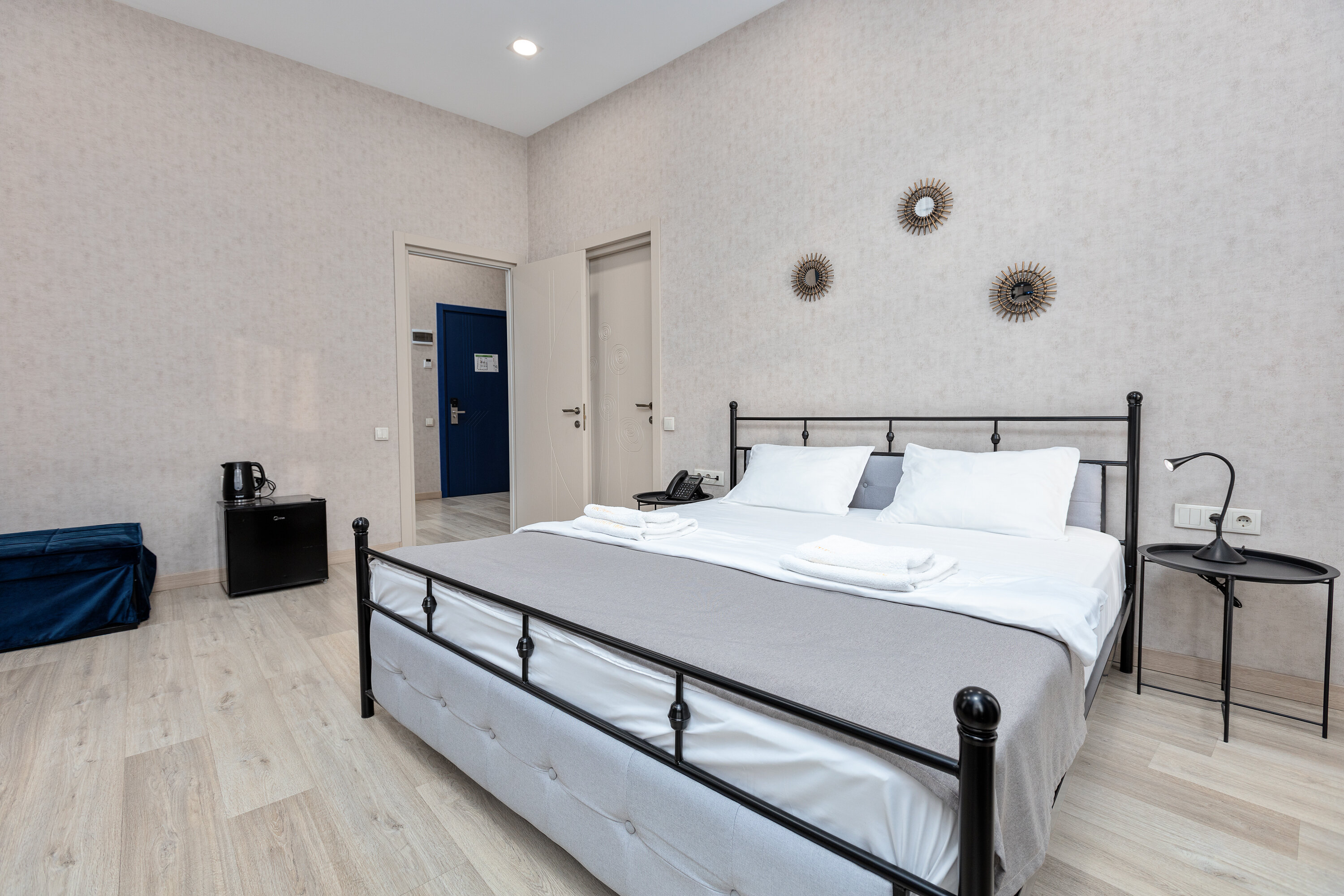 Фото Monument 1880