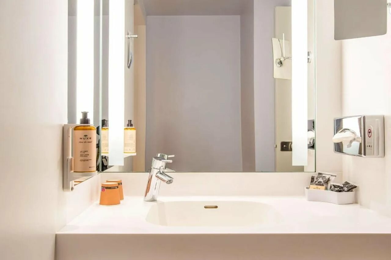 Фото Mercure Marseille Centre Vieux Port