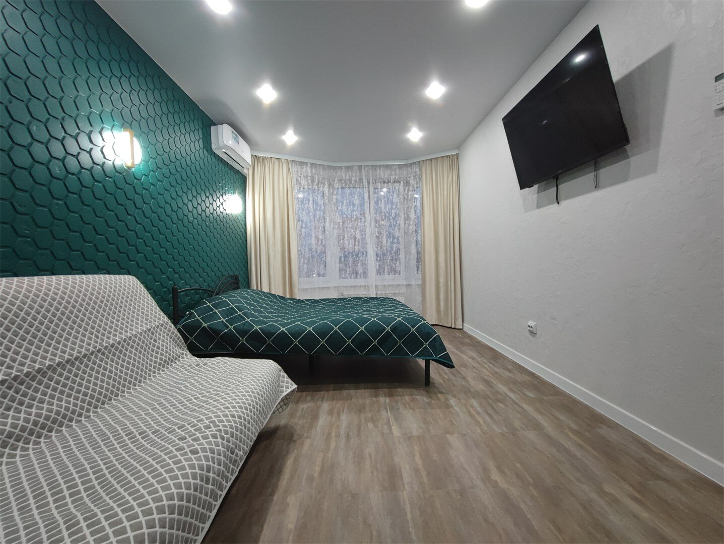 Фото Веста Двухкомнатные Апартаменты Бизнес Люкс на Трудовой