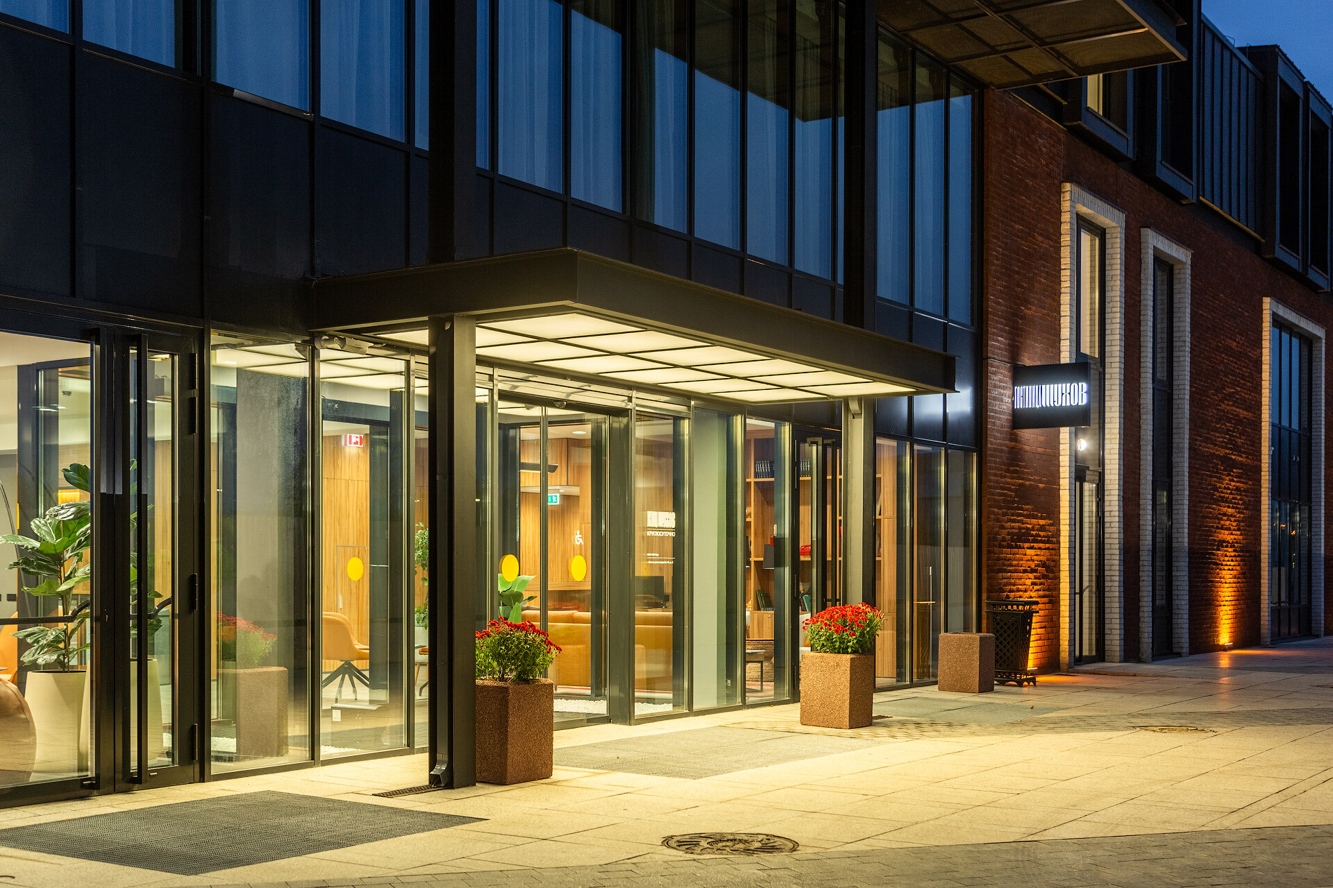 Фото отеля 1