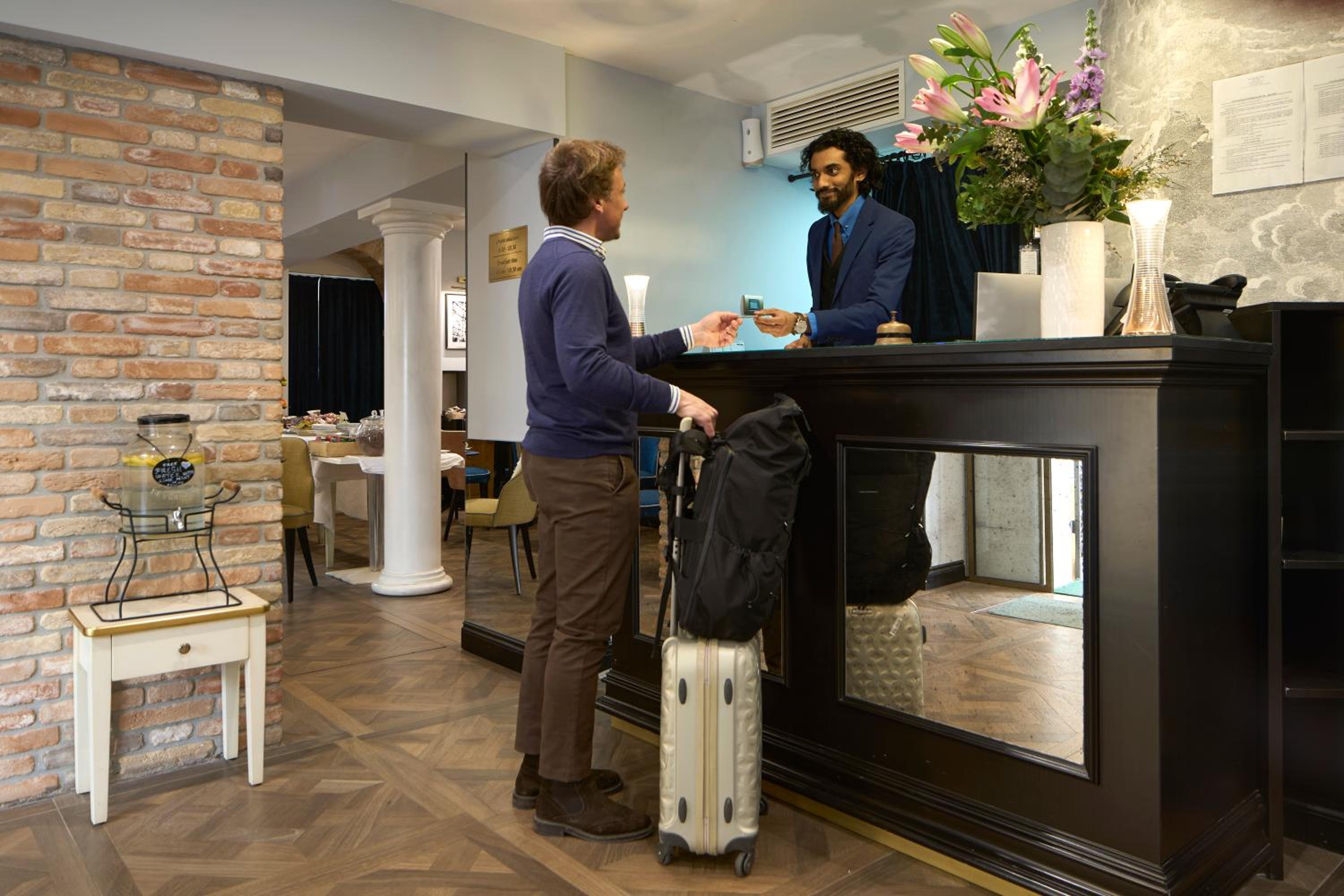 Фото отеля 5