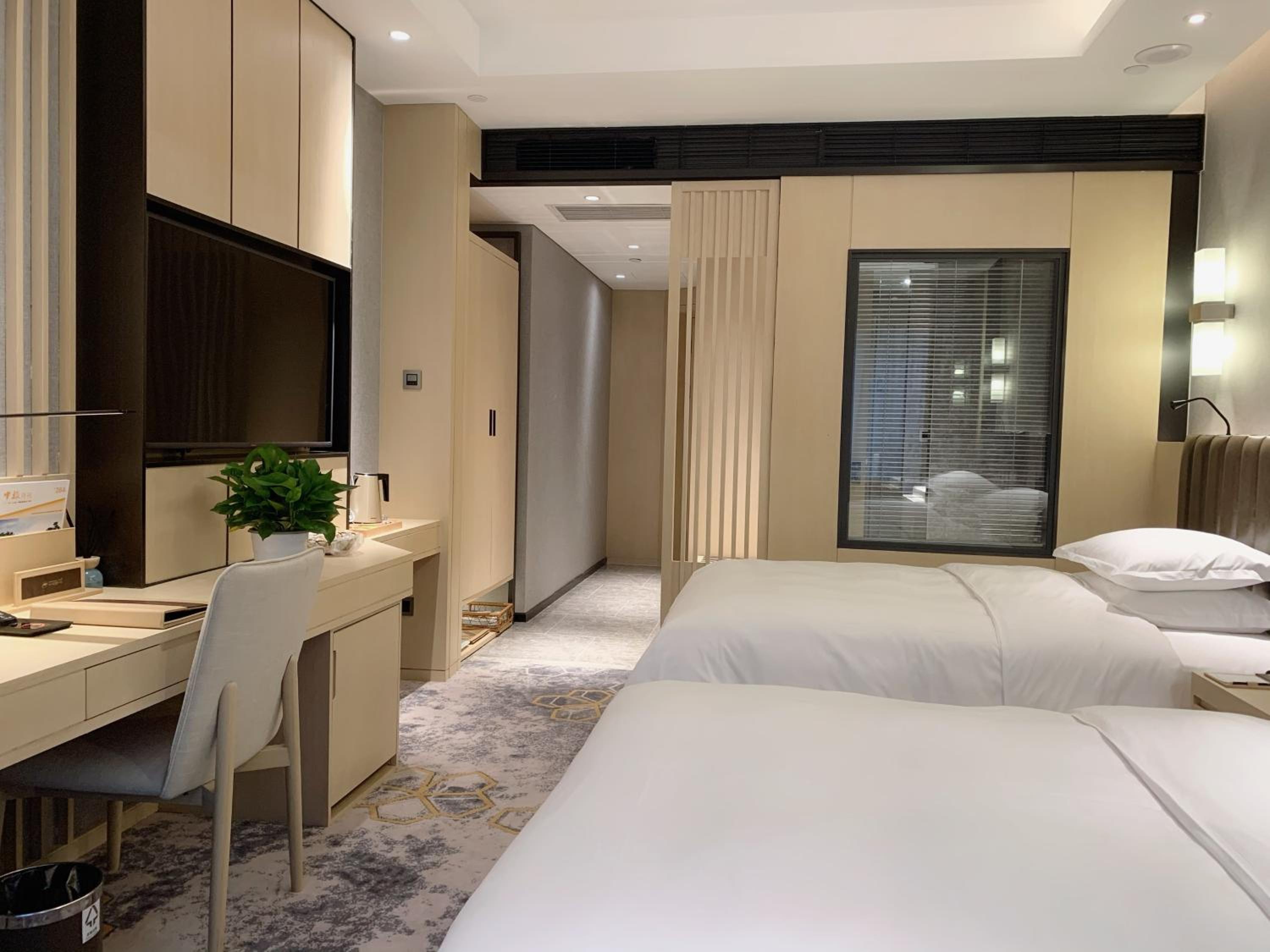 Фото Grand Metropark Liyuan Hotel Chongqing