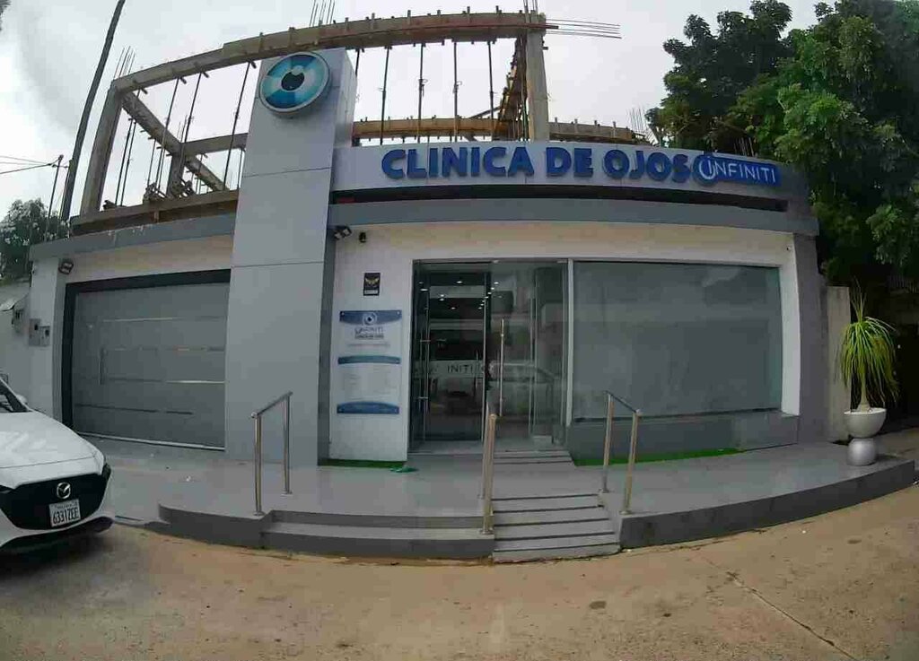 Medical center, clinic Oftalmocenter Infiniti, Santa Cruz de la Sierra, photo