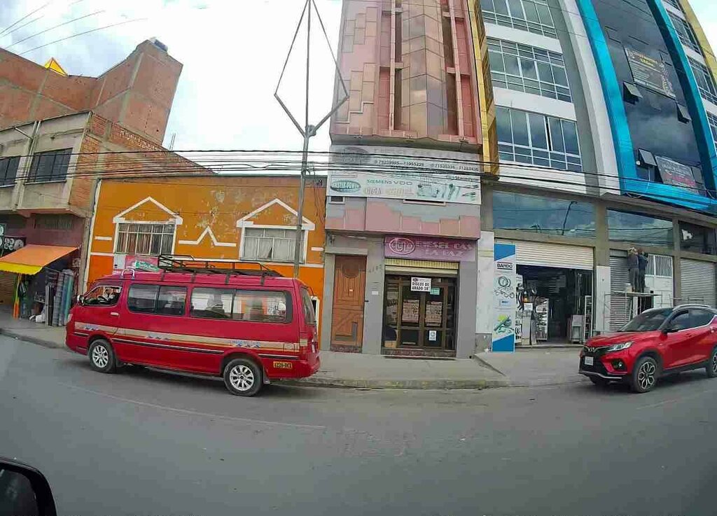 Specialized vehicles spare parts Diesel Gas, El Alto, photo