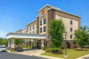 Гостиница Comfort Inn & Suites at CrossPlex Village
