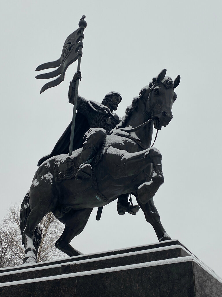 Monument, memorial Dmitry Donskoy, Moscow, photo