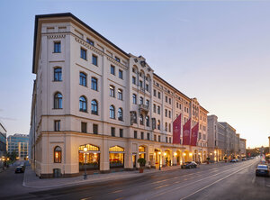 Гостиница Hotel Vier Jahreszeiten Kempinski Munchen
