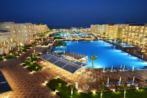 Гостиница Pickalbatros White Beach Resort в Хургаде