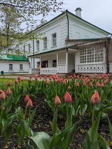 Дом Толстого (derevnya Yasnaya Polyana, 2/3), landmark, attraction