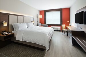 Гостиница Holiday Inn Express & Suites Lubbock Central - Univ Area, an Ihg Hotel