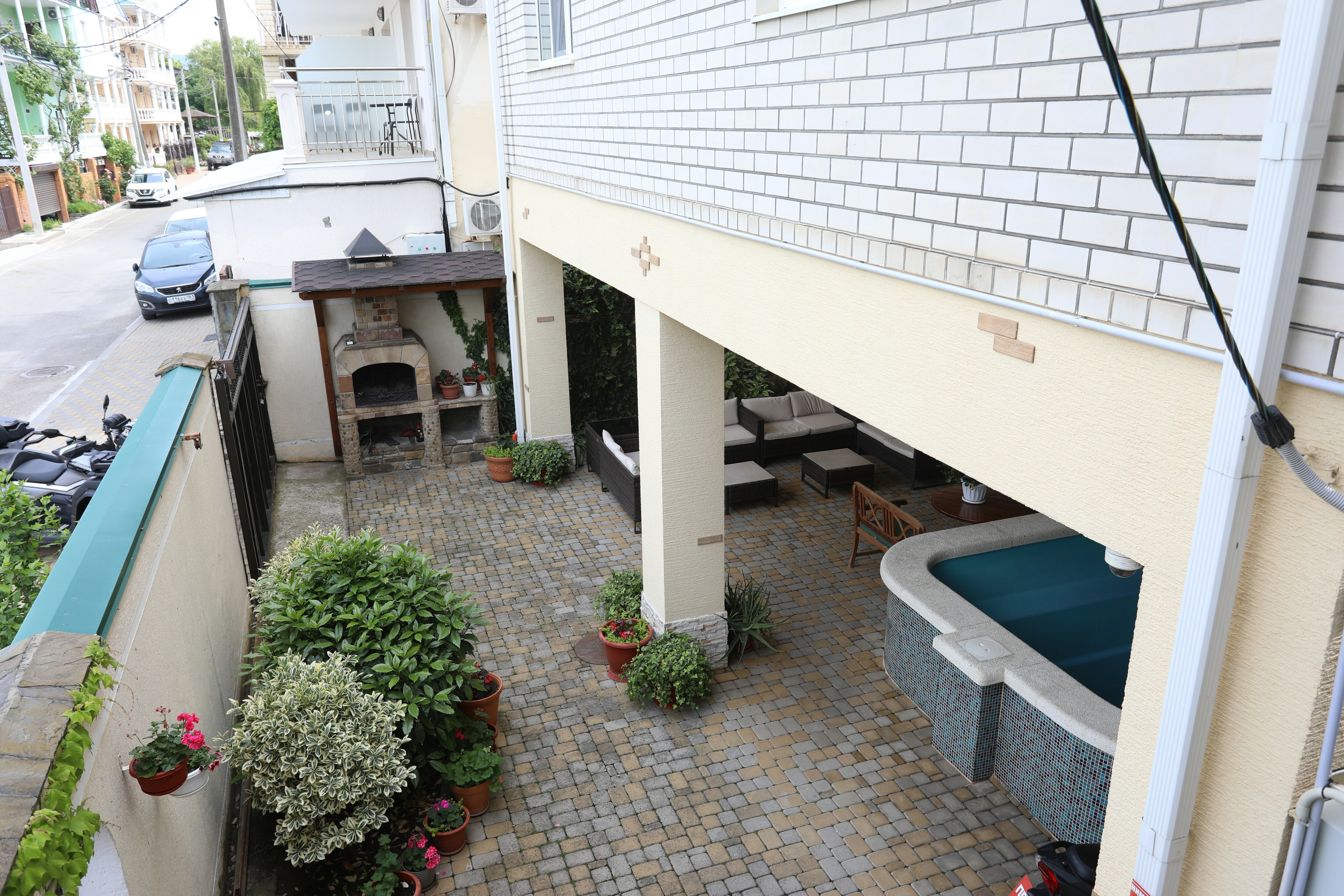 Фото Династия