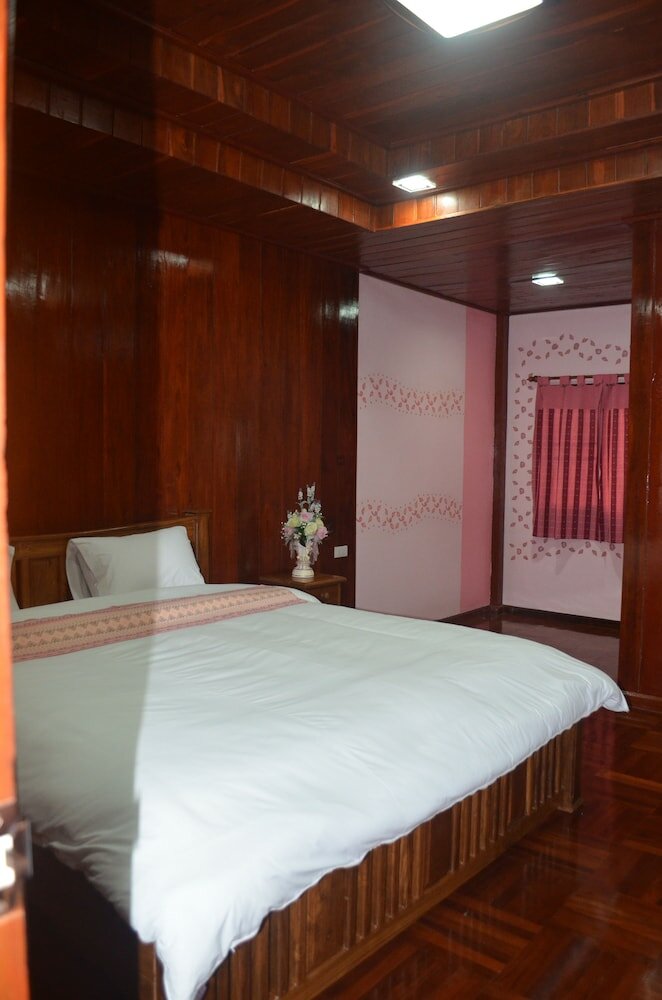 Фото Suandarbporn Resort Mae Sot