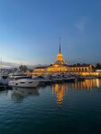 Yacht Top (Zaschitnikov Kavkaza Street, 9) ، استئجار القوارب واليخوت والسفن