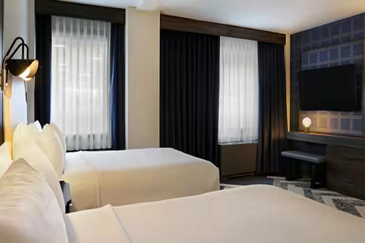 Фото Crowne Plaza Niagara Falls Fallsview