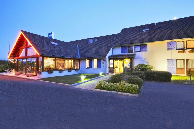 Гостиница Kyriad Geneve - Saint-Genis-Pouilly