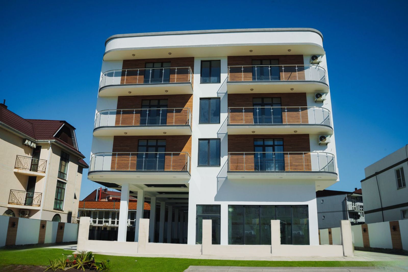 Фото отеля 2