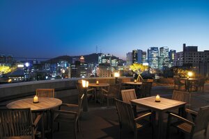 Гостиница Ibis Ambassador Seoul Insadong