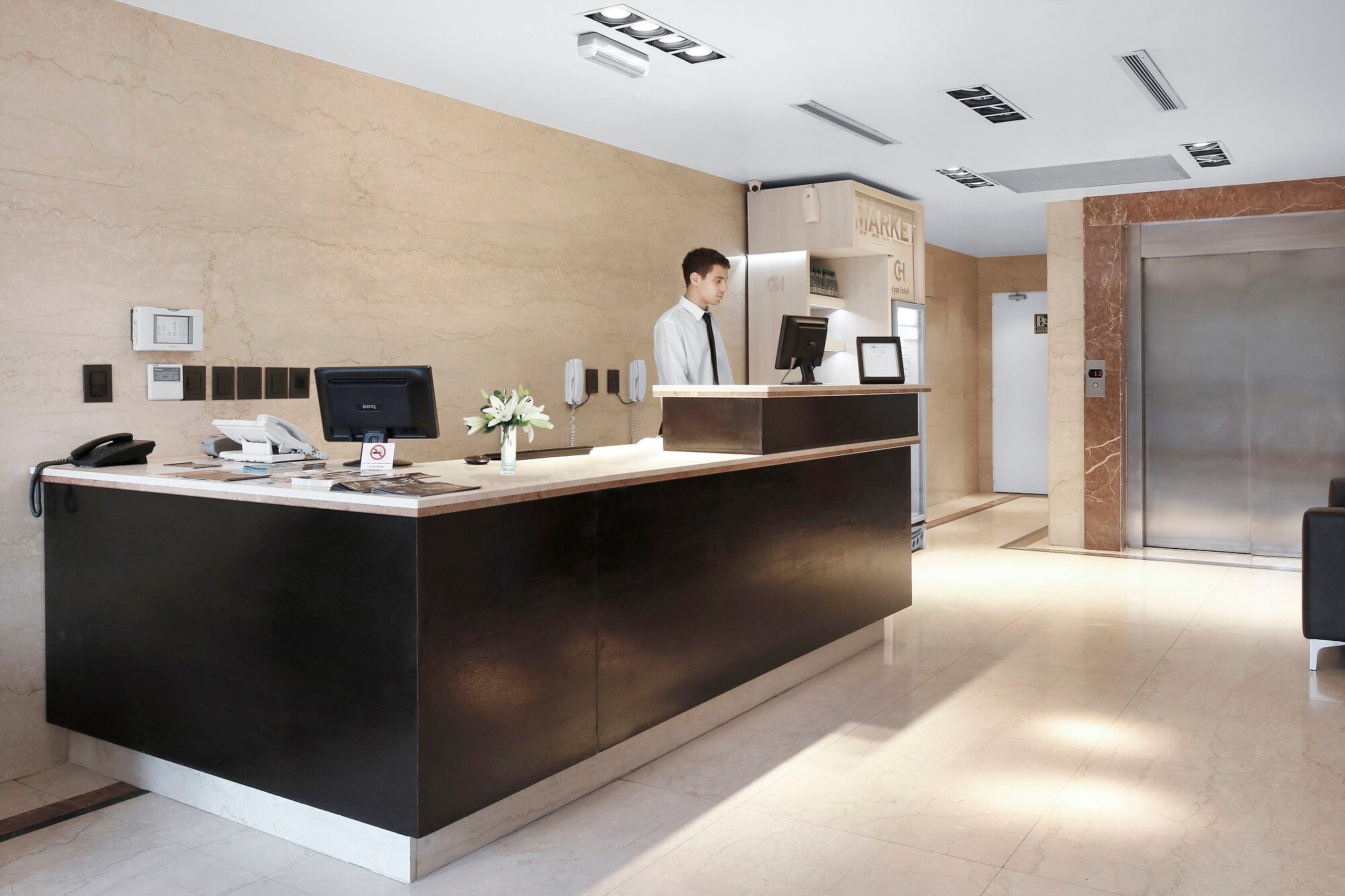 Фото Loi Suites Recoleta Hotel