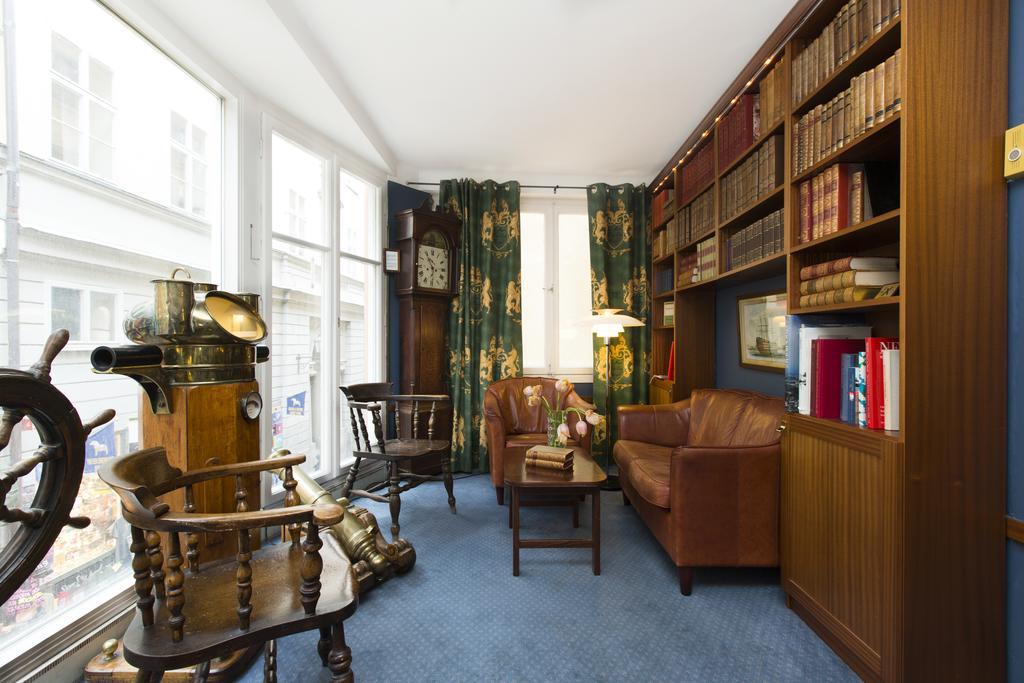 Фото Collector's Lord Nelson Hotel