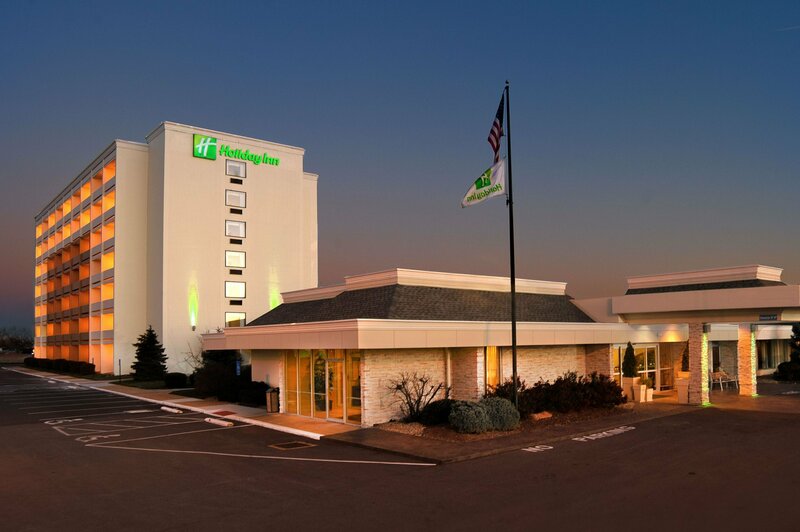 Гостиница Holiday Inn St. Louis - Forest Park